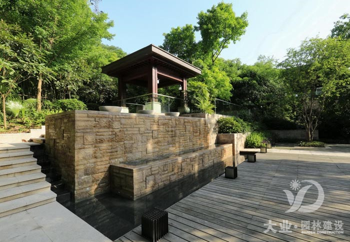 別墅庭院綠化養(yǎng)護難嗎?不難，大業(yè)園林教您做出美麗花園!